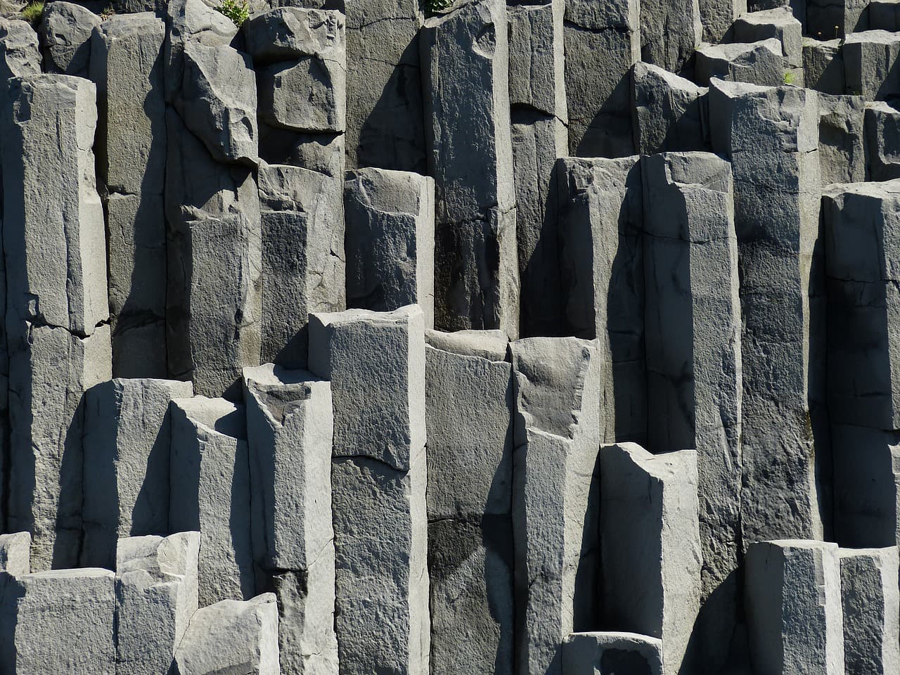 Hexagonal basalt rock columns on Iceland's south coast